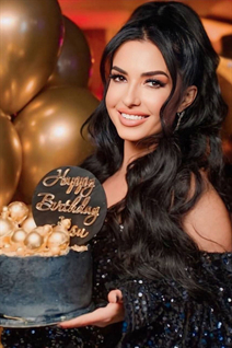 Slavic women oksana from brody with Black hair age 43