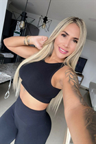 Venezuelan bride karina from caracas with Blonde hair 39 years old photo-3