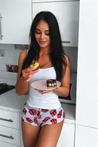 Ukrainian wife anastasia from kiev with Black hair age 30 photo-23