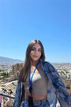 Dating a german girl varvara from berlin with Light Brown hair 20 years old photo-46