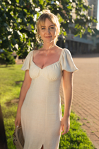 Single Ukrainian lady nelya from kiev with Blonde hair age 39 photo-2