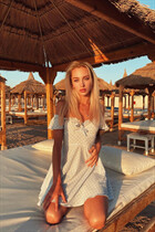 Ukrainian bride maria from kiev with Blonde hair age 23 photo-6