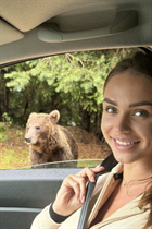 Chica ucraniana victoria de zaporozhye con pelo Marrón oscuro y edad 24 photo-11