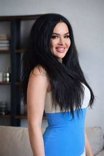 Femme ukrainienne célibataire tatyana de kyiv avec Noirs cheveux, âge 47