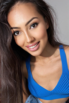 Pretty girl valeria from bali with Dark Brown hair age 30 photo-5