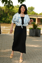 Girl from winnipeg iryna with Dark Brown hair age 55 photo-25
