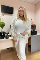Beautiful women from ukraine polina from lviv with Blonde hair age 39 photo-3