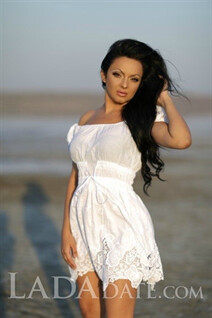 Dating for beautiful elena from odessa with Black hair age 42