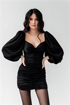 Ukrainian bride julia from kiev with Black hair age 26 photo-6