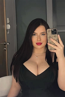 Pretty girl dasha from warsaw with Dark Brown hair age 20