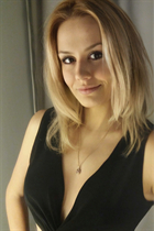 Date ukrainian girl yana from kiev with Blonde hair age 31 photo-15