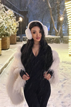 Bride from barcelona saniya with Black hair age 28 photo-23