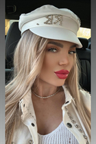 Femme roumaine maria de bucharest avec Blond cheveux 38 ans photo-23