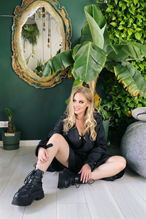 Mariée de warsaw anastasia avec Chatain clairs cheveux, âge 32