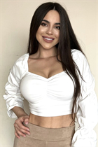 A belarusian bride karyna from minsk with Black hair age 32 photo-27