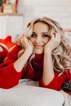 Slavic women elena from odessa with Blonde hair age 38 photo-9