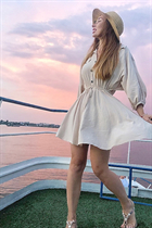 Mujer perfecta irina de zurich con pelo Rubio y edad 30 photo-12
