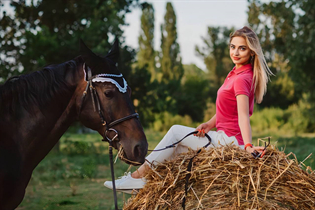 Wife from Ukraine anastasiia from lutsk with Blonde hair age 31 photo-14