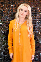 Russian live chat with olga from moscow with Blonde hair age 40