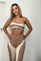 Dating Colombian woman juliana from medellin with Blonde hair age 40 photo-4