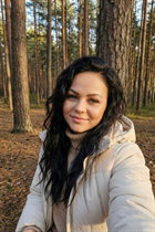 Bride from krakow yulia with Dark Brown hair age 37 photo-14