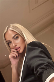 Ukrainian bride bohdana from kiev with Blonde hair age 34