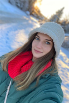 Bride from aarhus olga with Light Brown hair age 30 photo-17