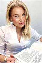 Mariée de new york vironika avec Blond cheveux, âge 40 photo-3