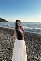 Pretty Ukrainian girl darya from kyiv with Black hair age 20 photo-1