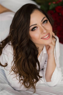 Ukraine hot girl diana from nikolaev with Dark Brown hair age 30
