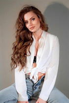 Ukrainian girl iryna from mykolaiv with Light Brown hair age 39 photo-5