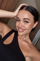Femme ukrainienne mariya de kharkiv avec Noirs cheveux, âge 30 photo-2