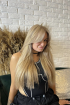 Perfect woman anna from oliva with Blonde hair age 40 photo-4