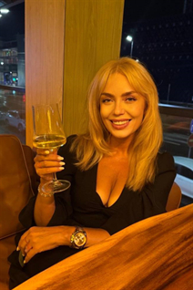 Belles femme ukrainienne oksana de konstantinovka aux cheveux Blond, age 53