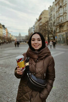 Girl from granada tanya with Black hair age 31 photo-3