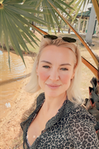 Ukrainian girl for marriage tatyana from kharkov with Blonde hair age 49 photo-17