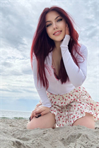 Femme parfaite olesya de paris avec Chatain clairs cheveux, âge 19 photo-53