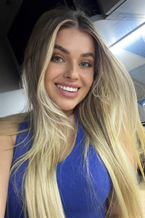Slavic women alina from kyiv with Blonde hair age 29