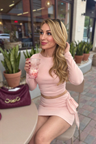 Fille de paris polina aux cheveux Blond, age 49 photo-3