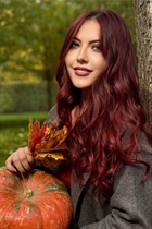 Femme parfaite olesya de paris avec Chatain clairs cheveux, âge 19 photo-62