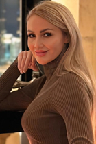 Girl from valencia olga with Blonde hair age 44 photo-6