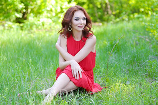 Mujeres increíbles de Ucrania victoria de konstantinovka con pelo Marrón oscuro y edad 47 photo-15