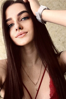 Single women in ukraine yulia from nikolaev with Dark Brown hair age 22