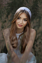 Mariée de bodrum alexandra avec Chatain clairs cheveux, âge 36 photo-4