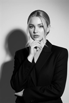 Beautiful wife from Ukraine anzhelina from kiev with Blonde hair age 26 photo-5