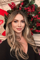 Pretty girl victoria from vienna  with Light Brown hair age 35 photo-42