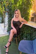 Ukrainian single woman yana from kiev with Blonde hair age 33 photo-3