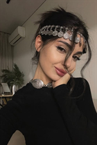 Belle femme ukrainienne célibataire lilit de kyiv avec Noirs cheveux, âge 27 photo-3