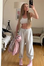 Sortir avec une femme allemande anastasia de hannover avec Blond cheveux 41 ans photo-9