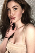 Stunning Ukrainian girl sofia from zhytomyr with Dark Brown hair age 19 photo-11